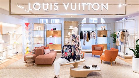 louis vuitton macau city.